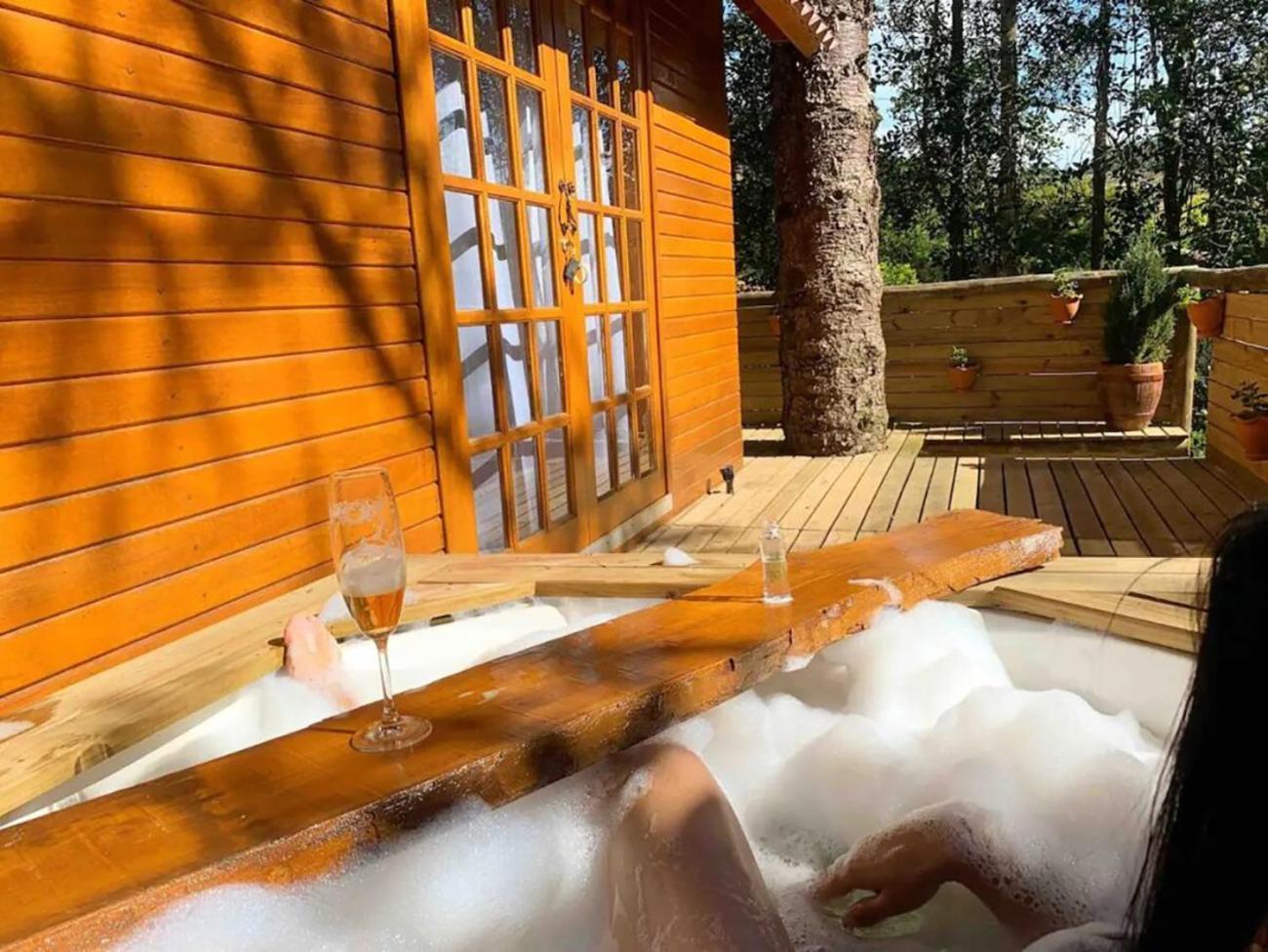 Casa Na Arvore Com Hidro, Piscina, Trilha, Cavalo เบงโต กองซัลเวส ภายนอก รูปภาพ